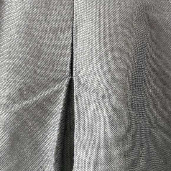 Talbots Cropped Navy cotton/linen blend jacket, size 4 GUC - Picture 3 of 5